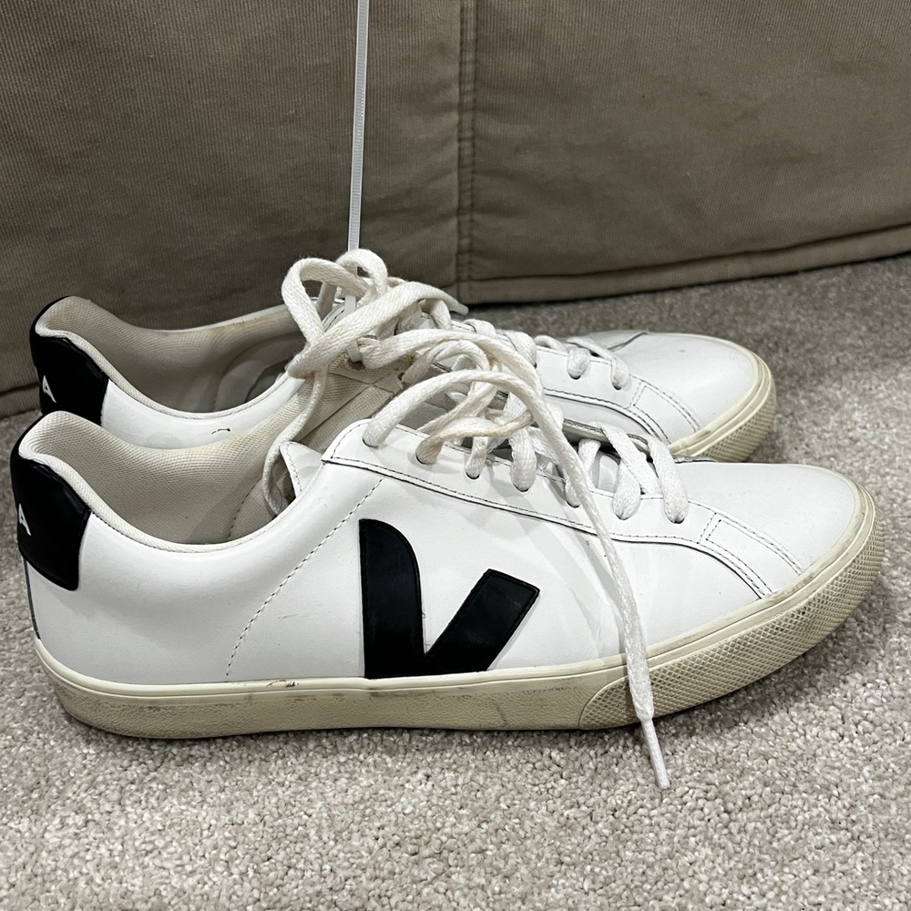 Veja Esplar Sneaker women’s size 10